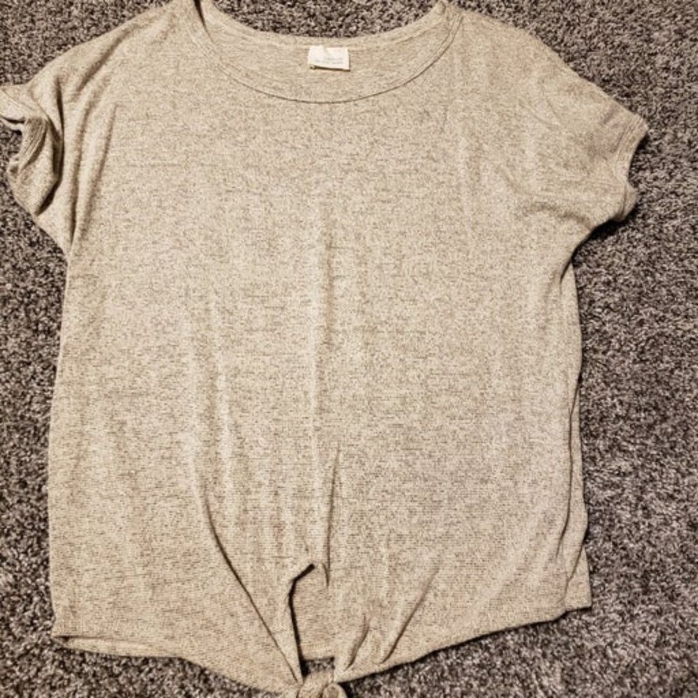 Short sleeve top